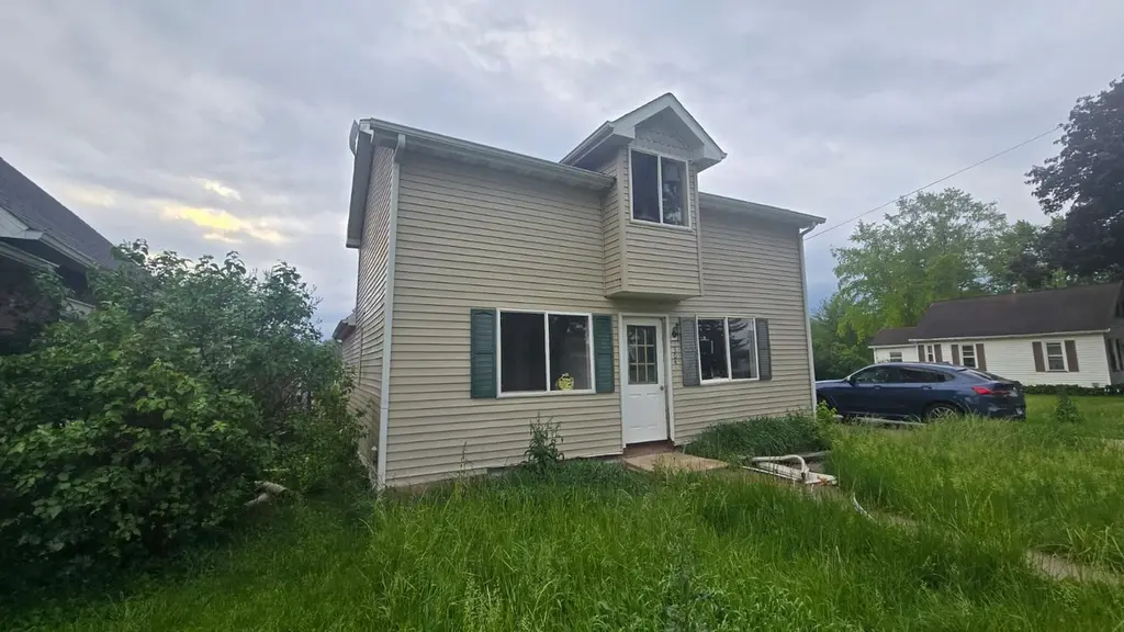 304 N Taylor Ave