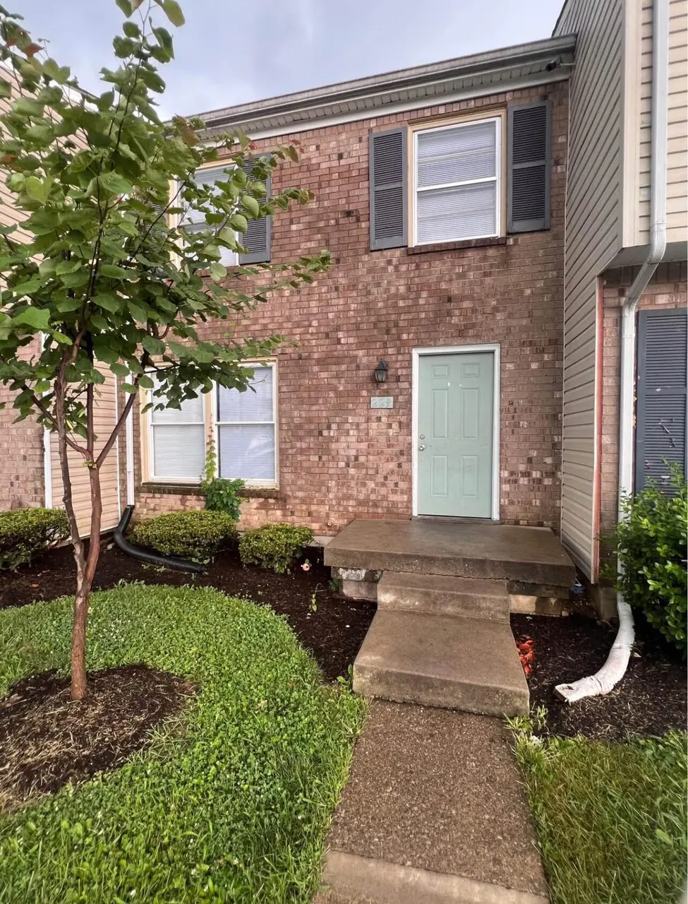 229 Osage Ct