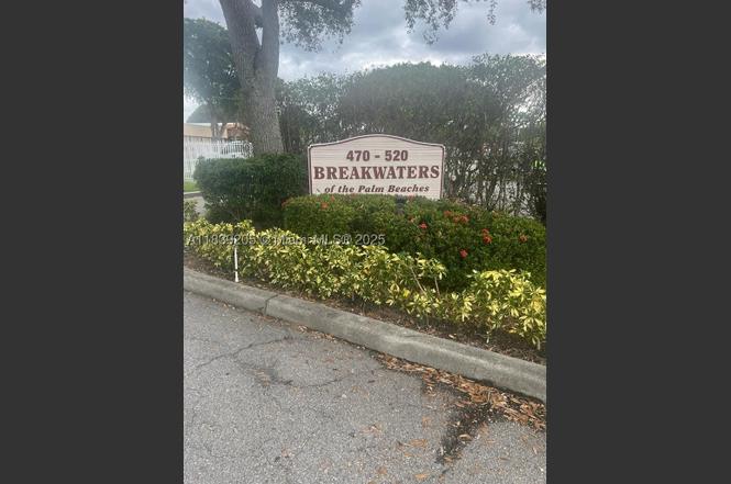 500 Executive Center Dr Unit 2G