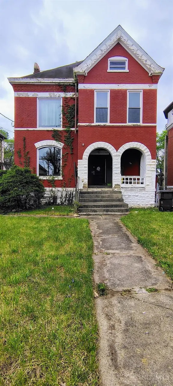 837 Hutchins Ave