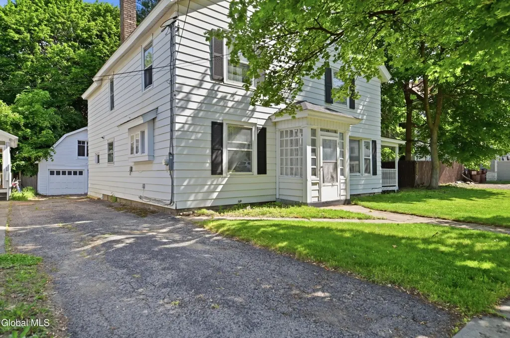 69 Prospect Ave