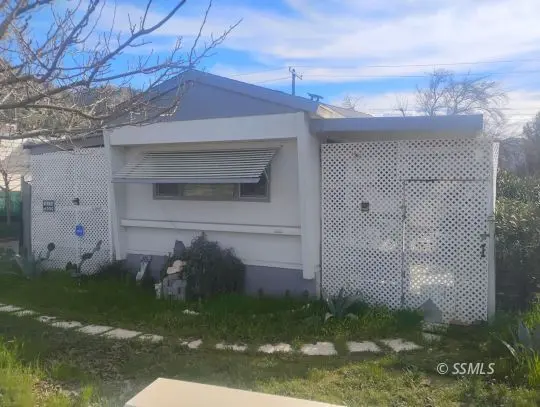 3000 Elmwood Dr