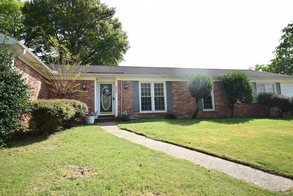 3740 Wingate Dr