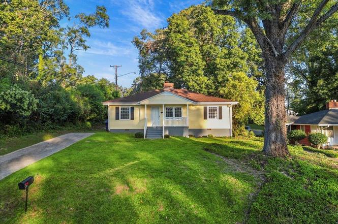 135 Overbrook Cir