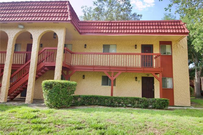 2812 N Powers Dr #72