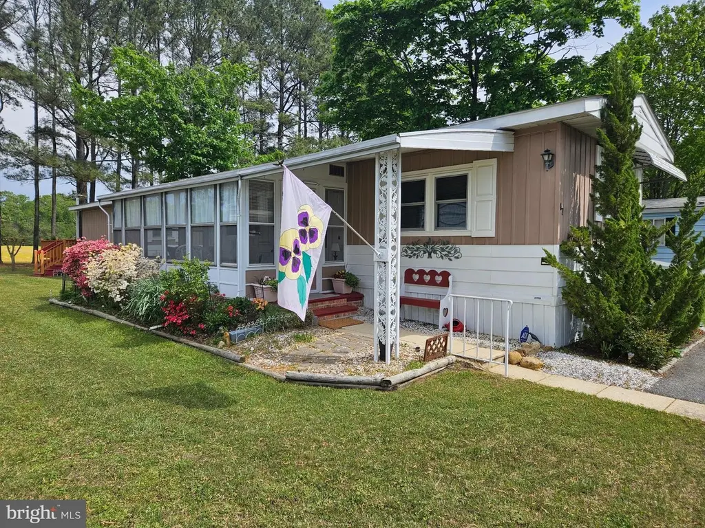 47 Park Ln