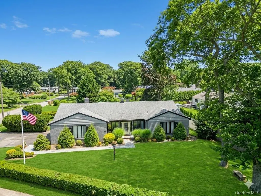 386 Mill Rd