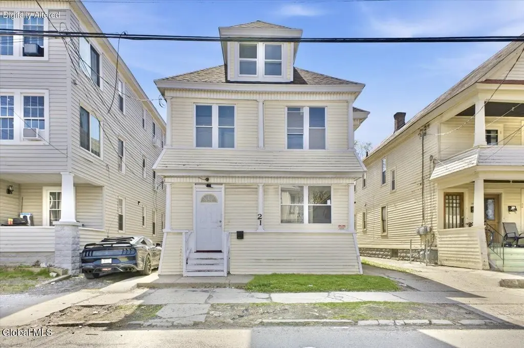 21 Hawk St