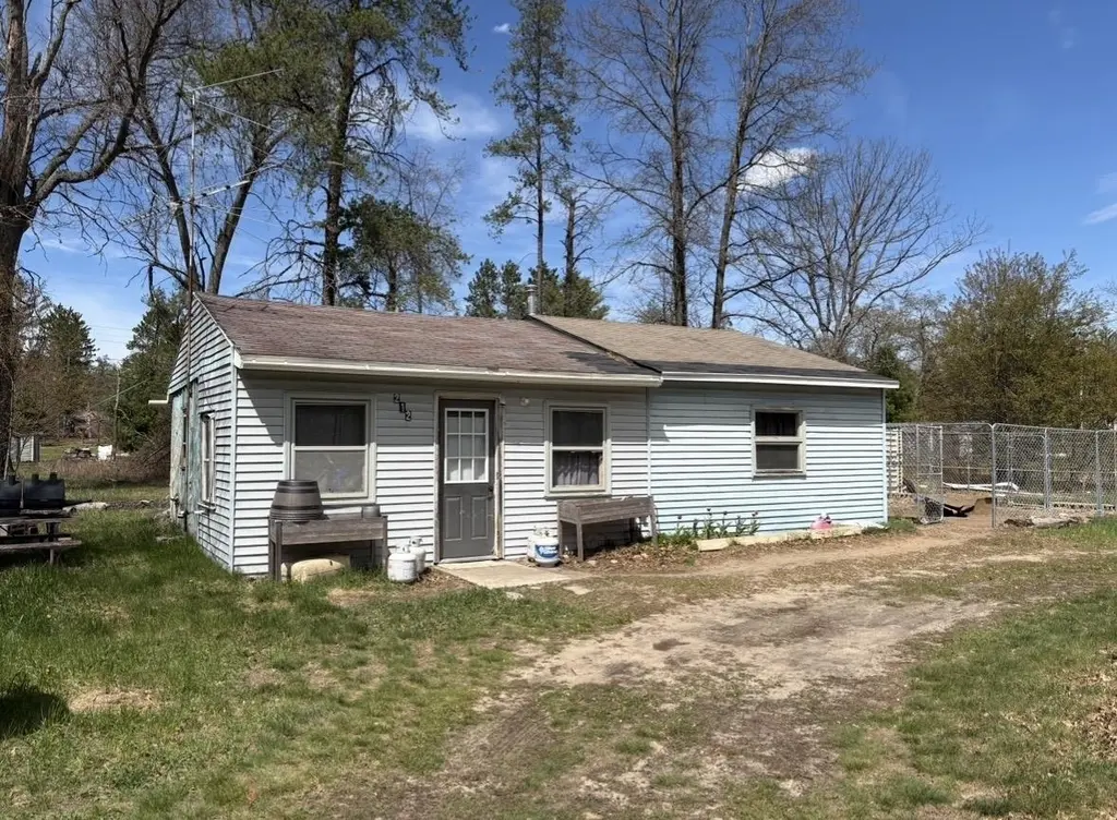 212 W Park Rd