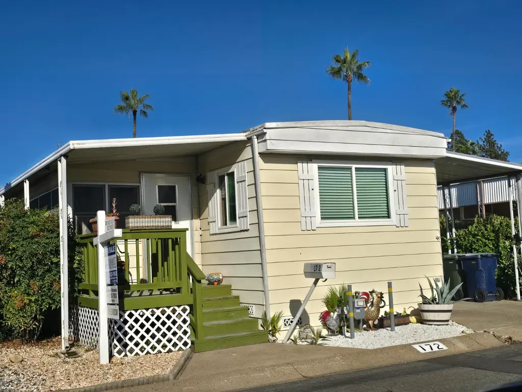8181 Folsom Blvd #172