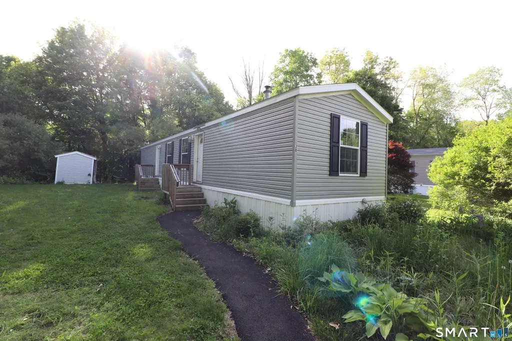 38 Mary Belle Dr