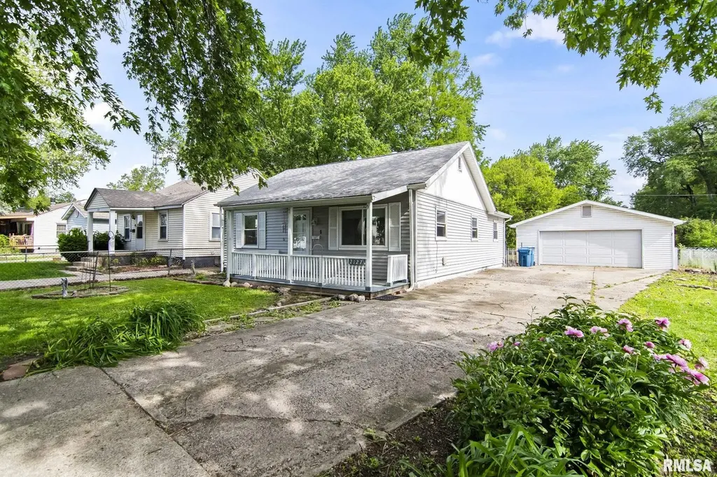 2127 Grandview Ave