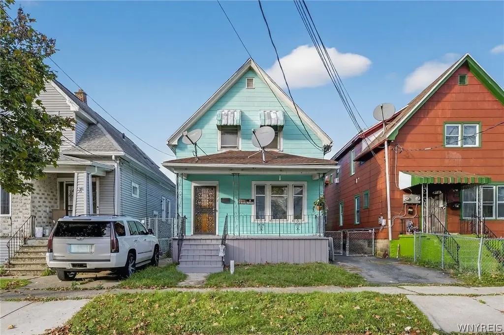 22 Schreck Ave