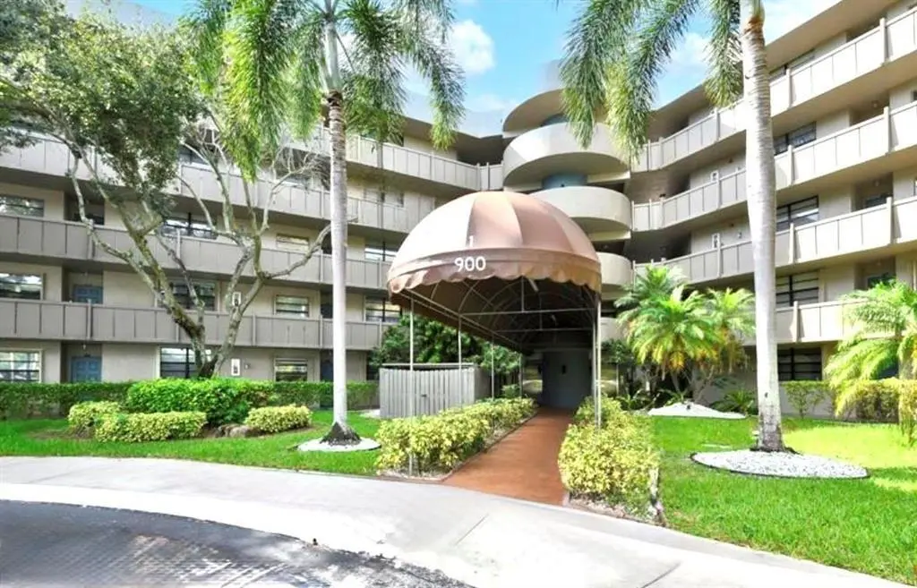 900 Colony Point Cir #121