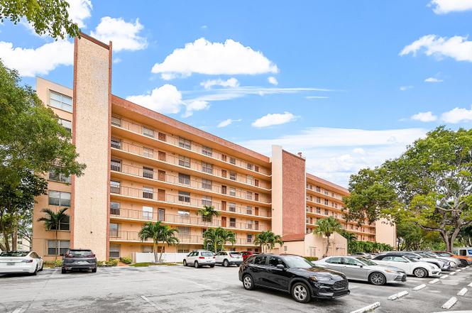 14623 Bonaire Blvd #602