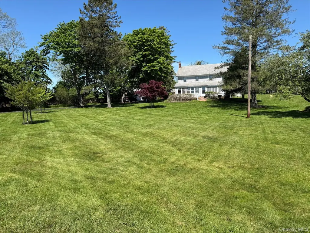 1055 Oregon Rd
