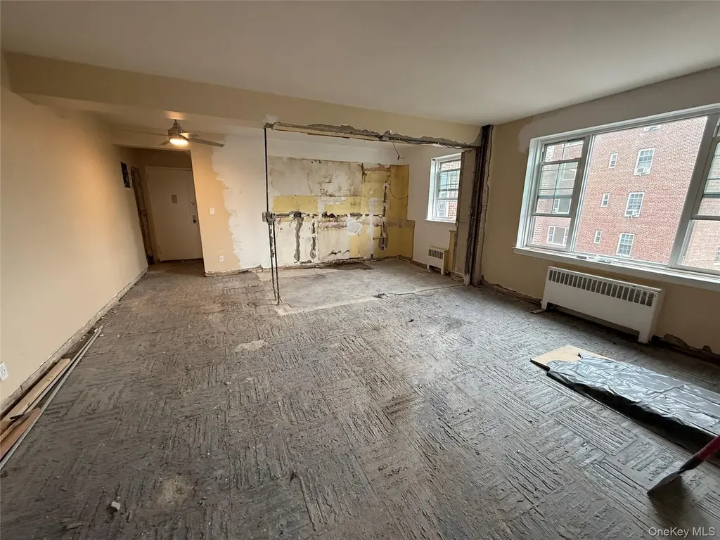 230 Pelham Rd Unit 4N