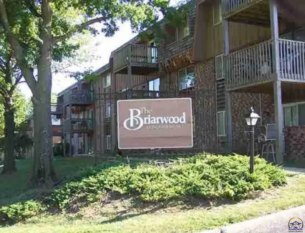 2324 SW Briarwood Plz Unit 204 F