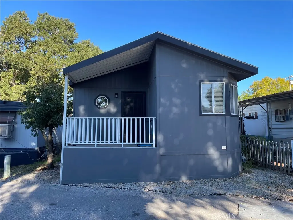 5715 Santa Cruz #37