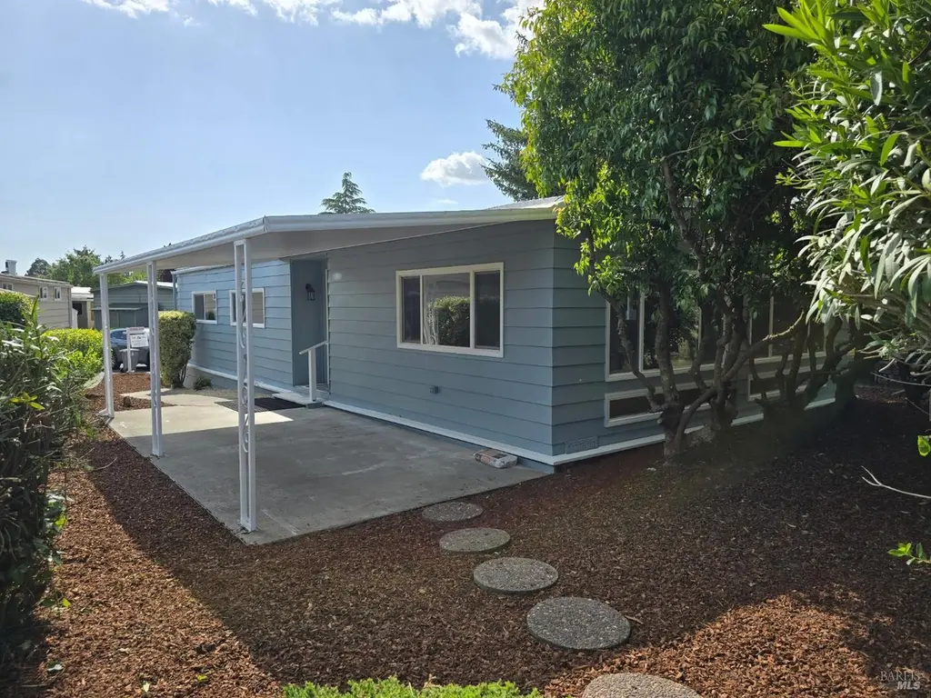 21 Sequoia Cir