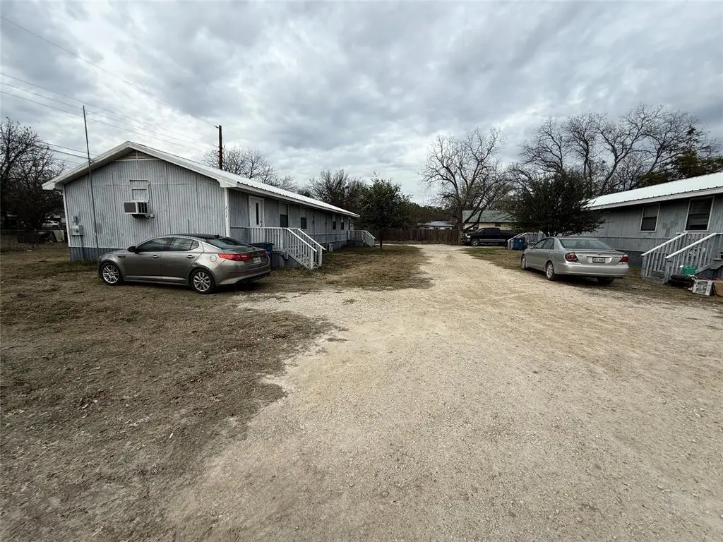 217 2nd St