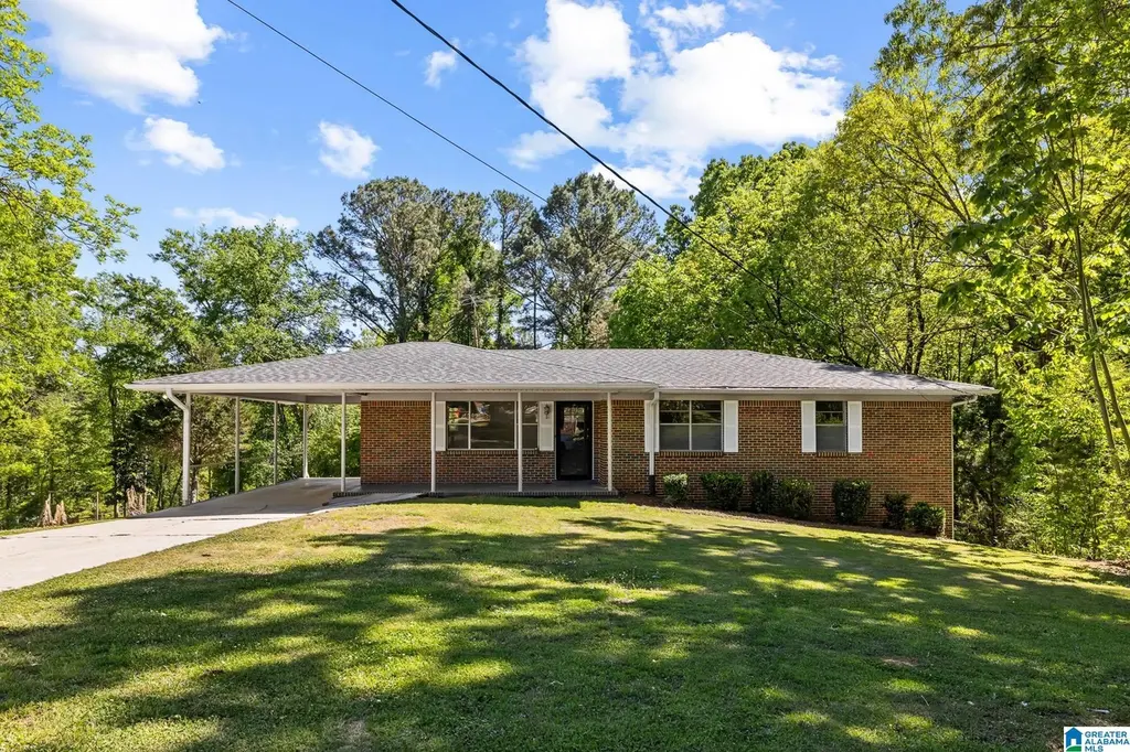 315 White Pine St
