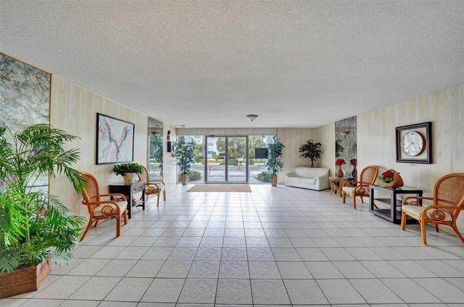 4881 NW 22nd St Unit A7