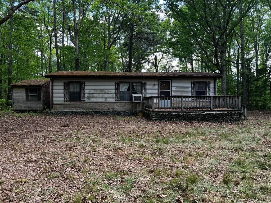 1162 Macdonald Rd
