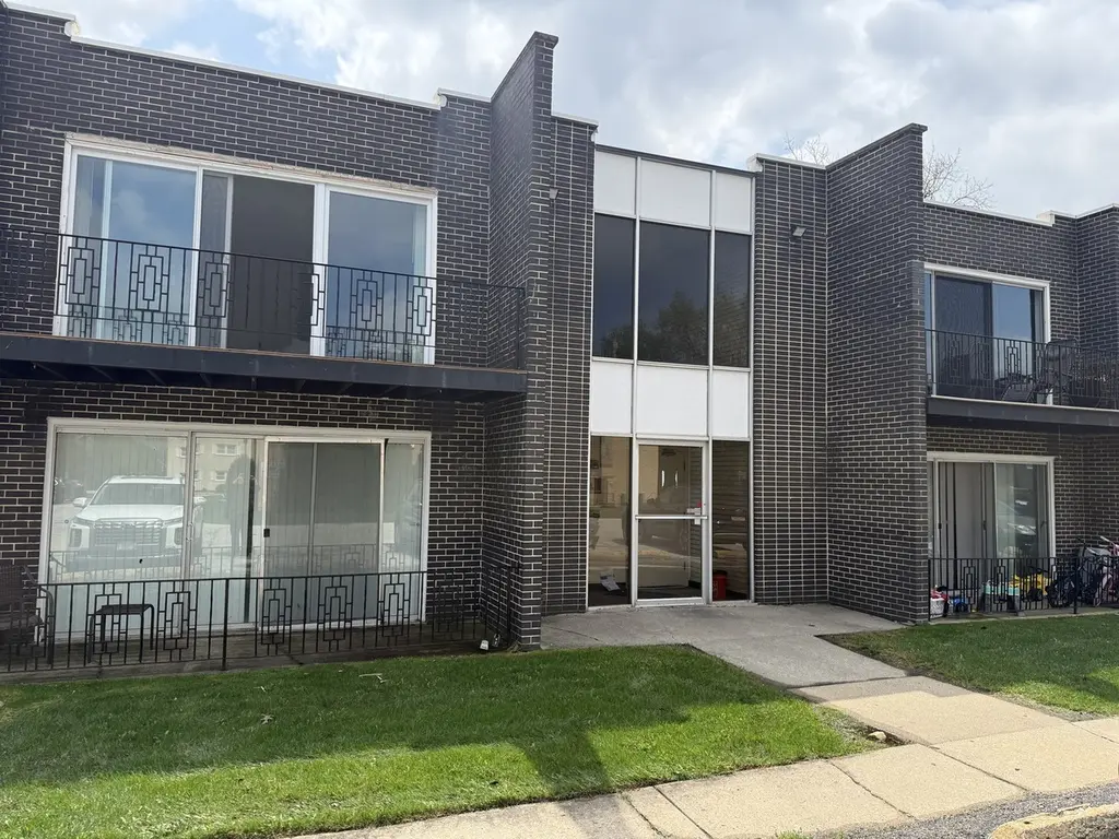 18330 Cherry Creek Dr #5