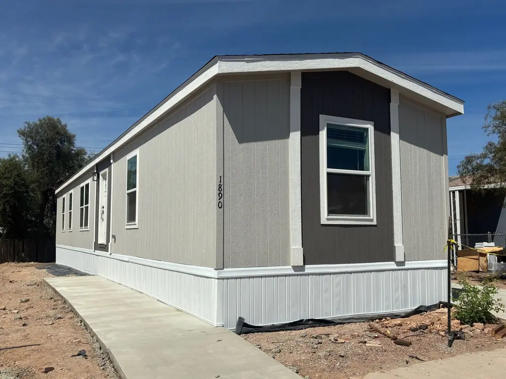 1890 W Desert Broom Ln Unit DE1890