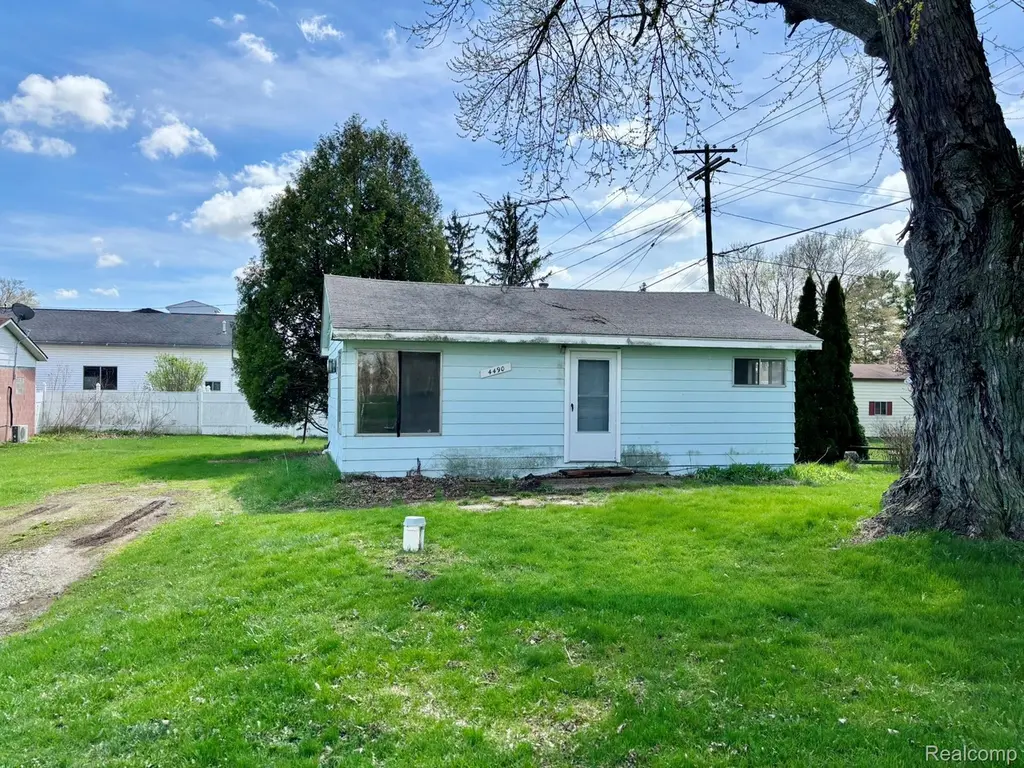 4490 Peppermill Rd
