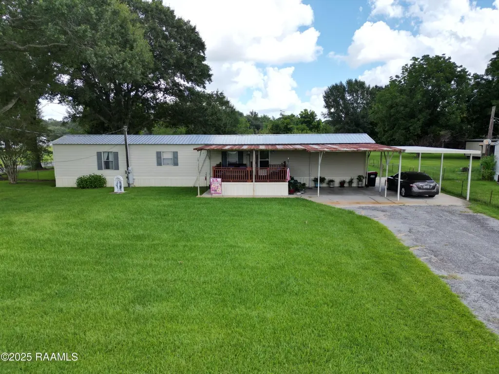 719 Wagon Trail Rd