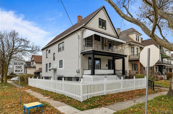 572 Wyoming Ave
