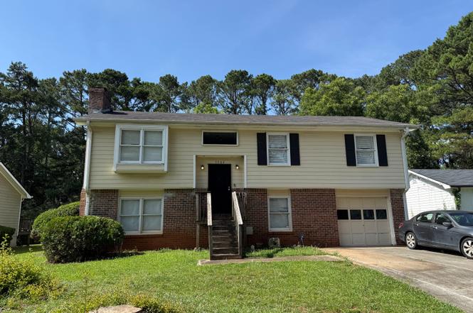 5984 Wellborn Trce