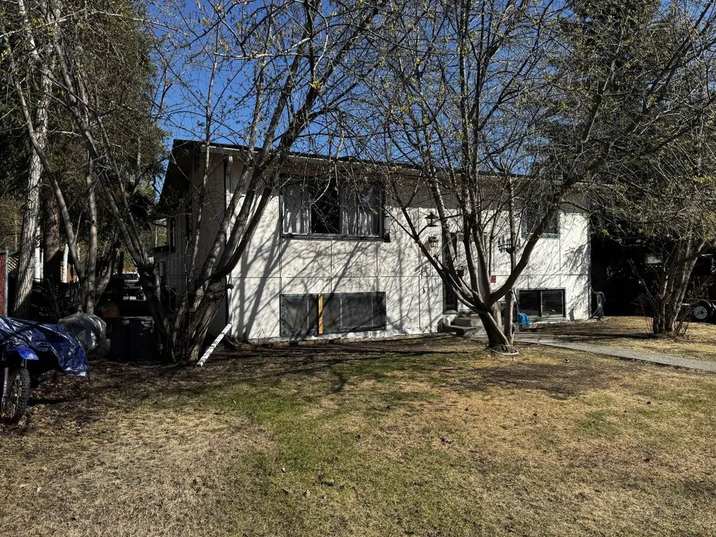 144 Craig Ave