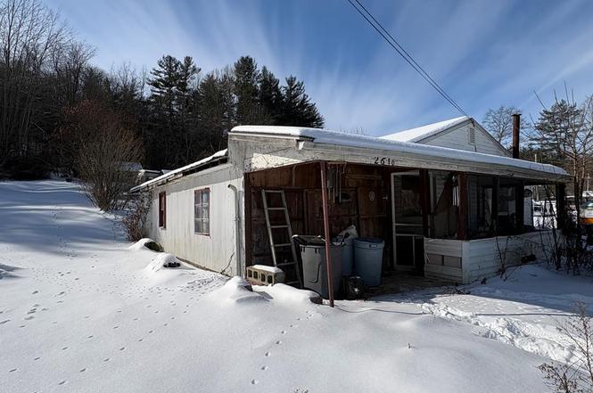 2616 Bishop Hill Rd