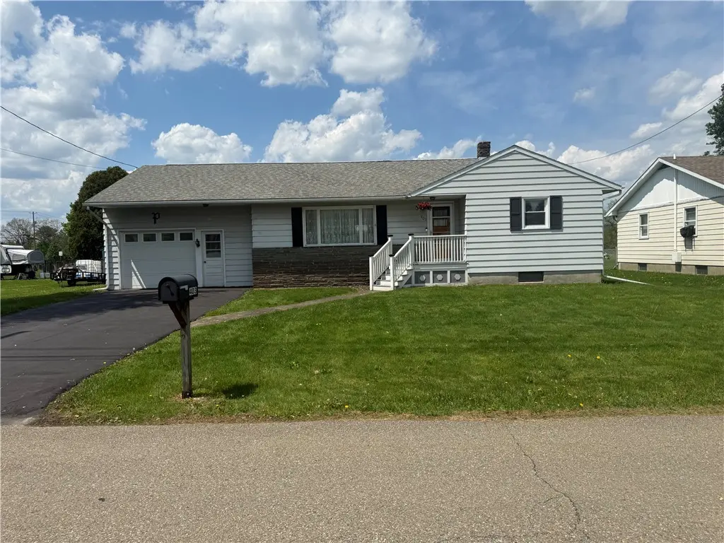 403 Maple Dr