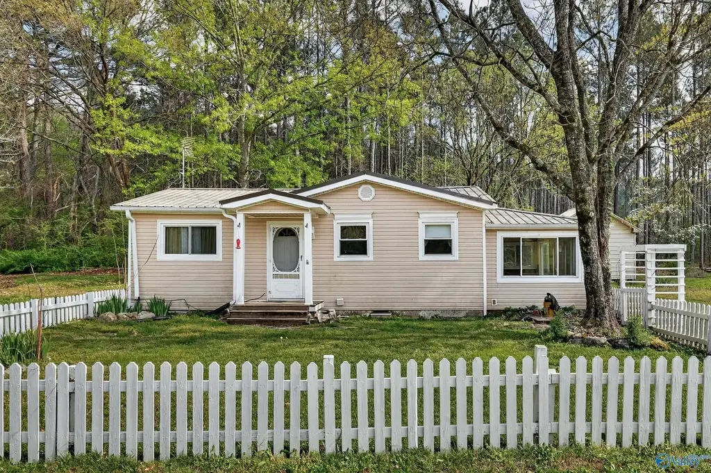 331 J B Hawkins Rd