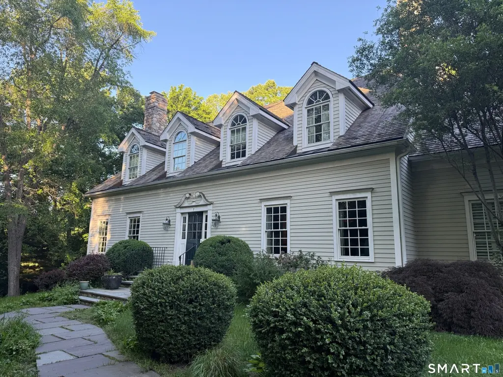 7 Old Hyde Rd
