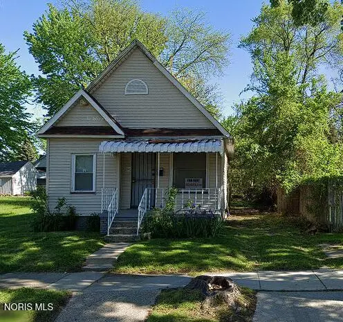 702 Indiana Ave