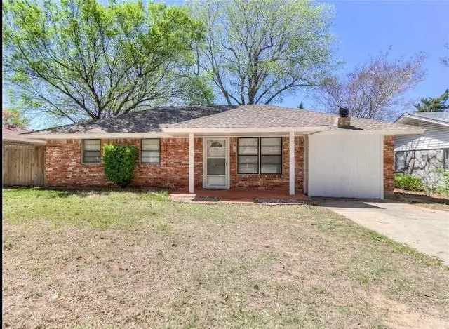 905 Sandy Ln