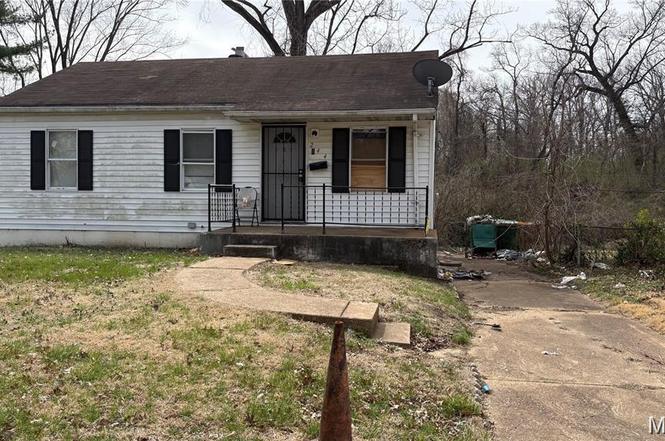 244 Estridge Rd