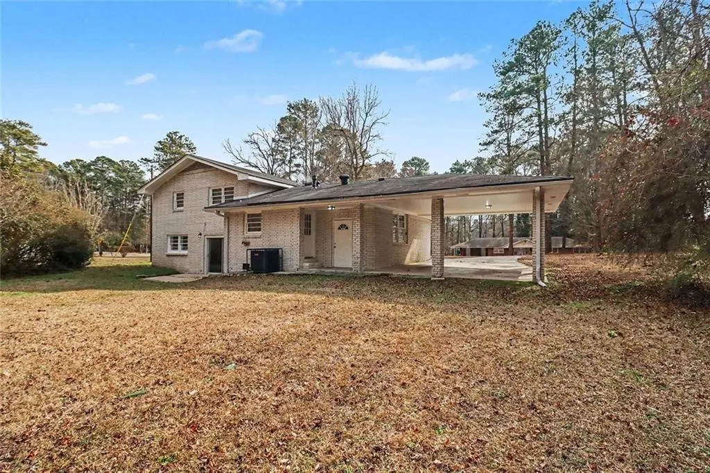 1489 Pine Dr