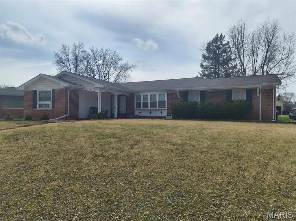 2703 Aberdeen Dr