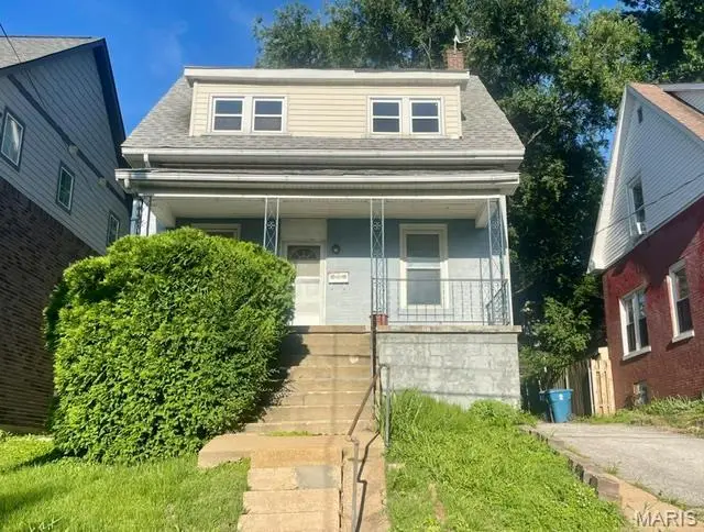 2622 Lyle Ave