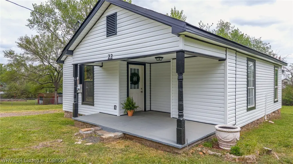 22 Fowler St