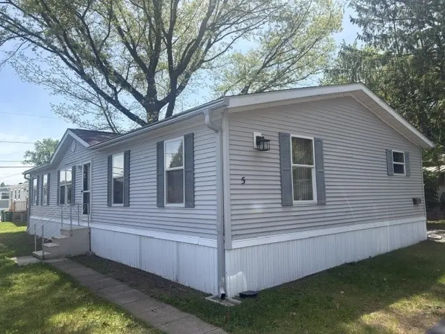 5 Skyview Dr