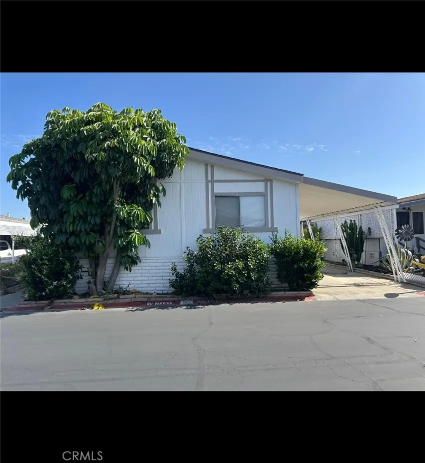 1456 E Philadelphia #161