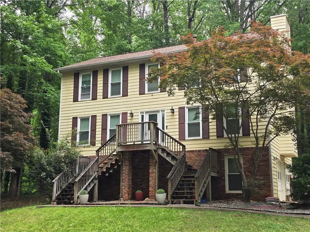 330 Benjamin Cir