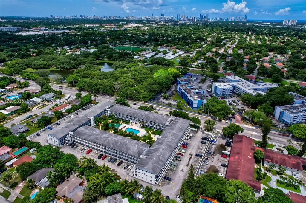 15610 NE 6th Ave Unit 23C